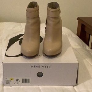 Nine West Cream heeled booties, hardly worn